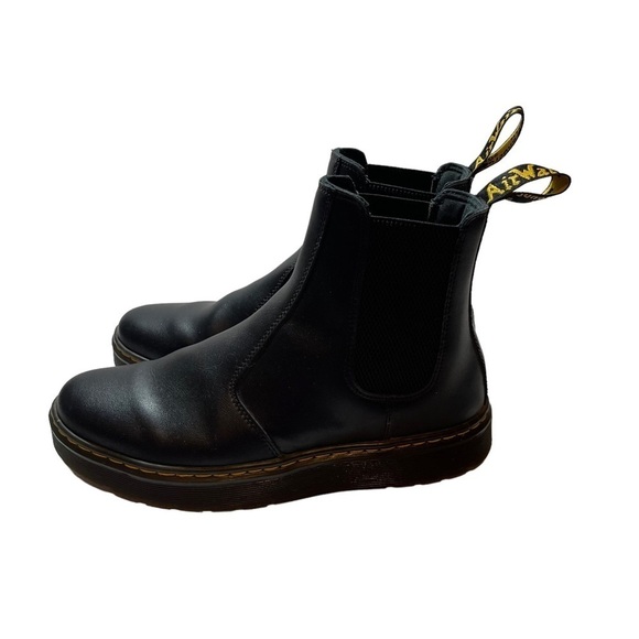 Dr. Martens Woman 2976 Smooth Leather Black Chunky Boots Size 9 - Picture 3 of 13